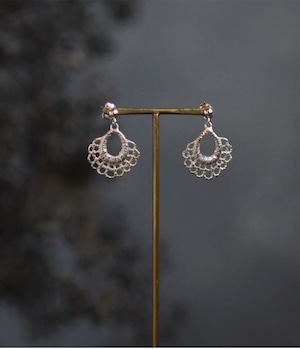 Doily / earrings - SILVER