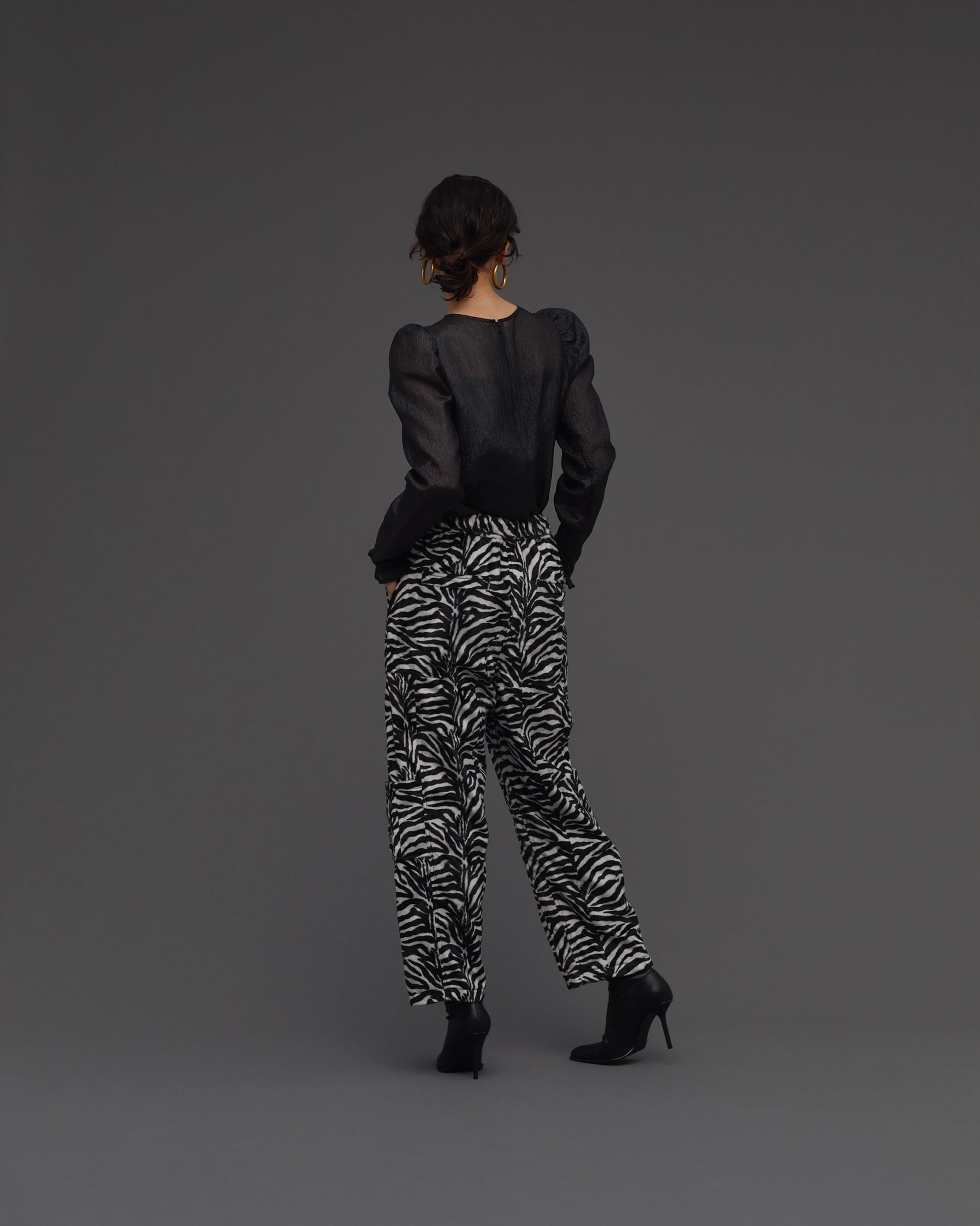 Sheer Gather Blouse(BLACK) | selenahelios