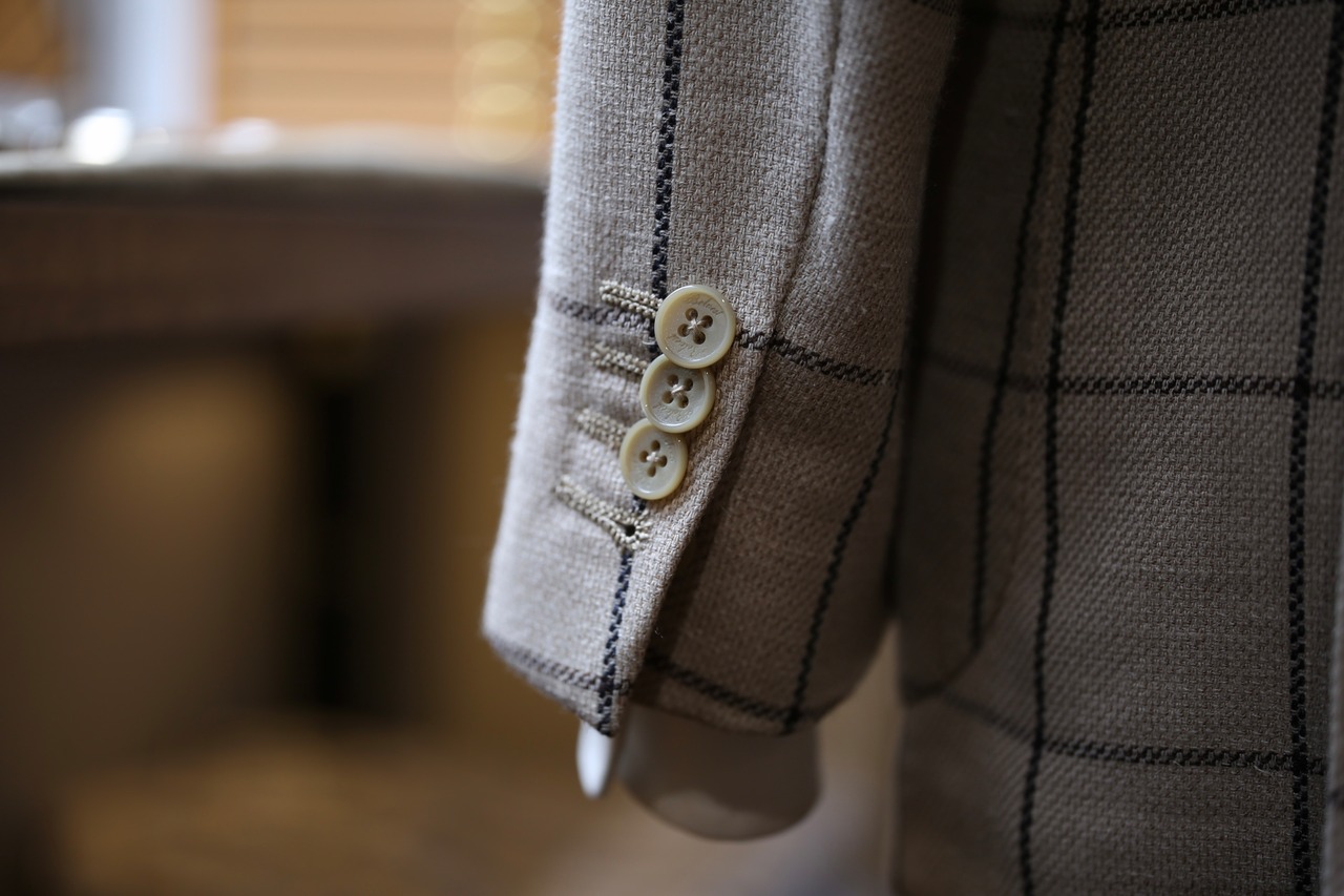 【Belvest】 サマーウールジャケット３混紡 ウィンドーペン  Size: 48 / USED