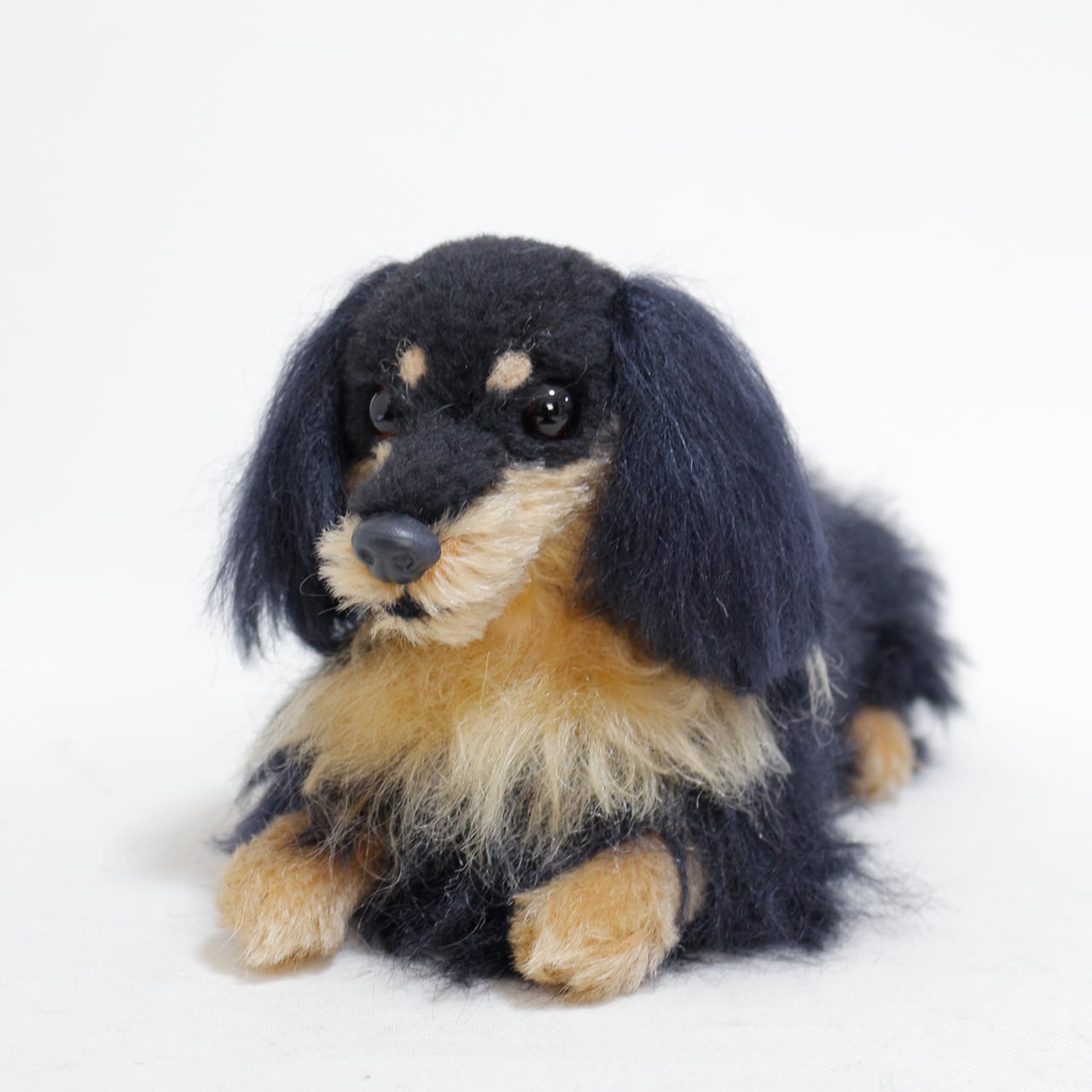 手作りキット】ミニチュアダックスフンド（黒＆茶） | クチュールラボ