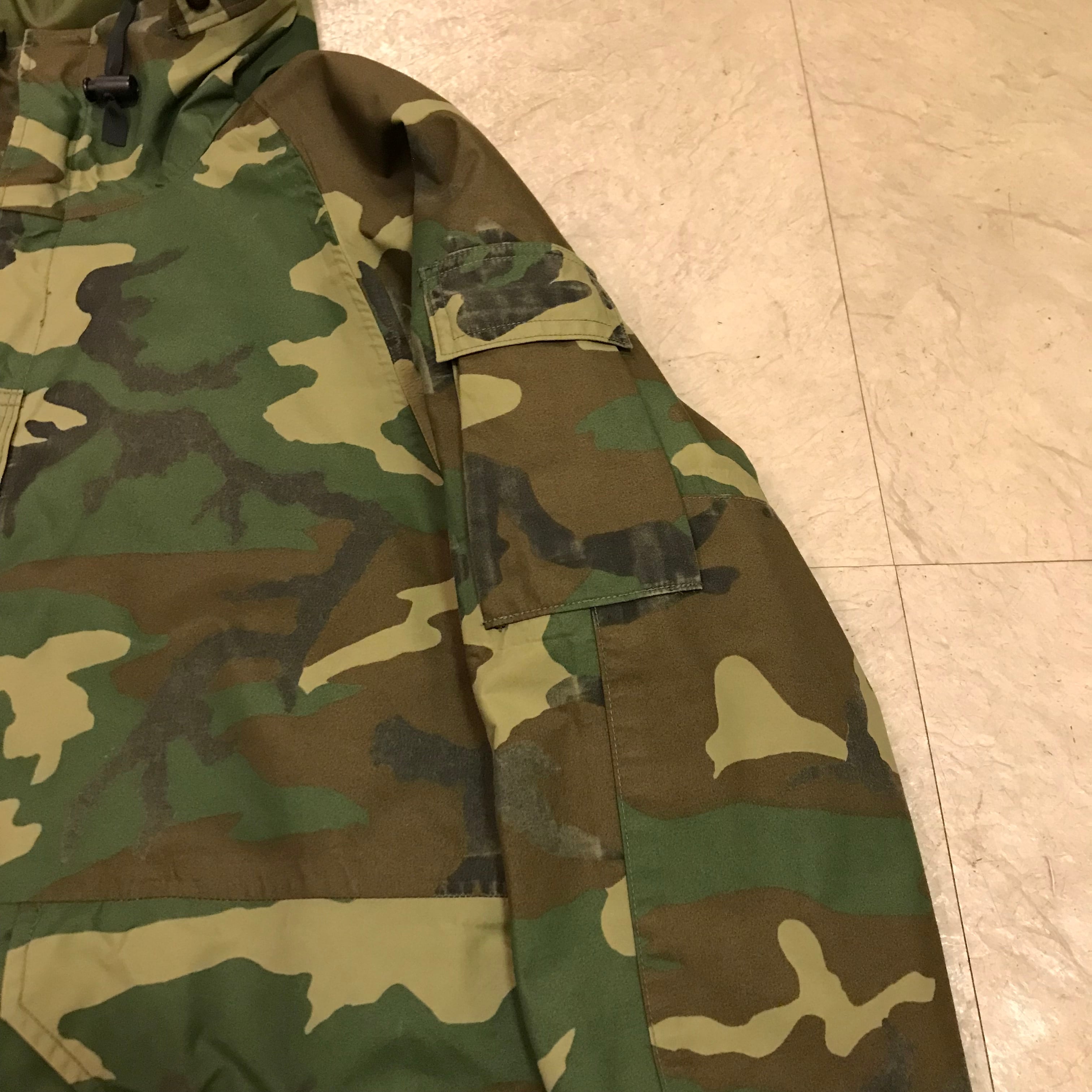 米軍実物!!90s vintage U.S. ARMY ECWCS ナイロンジャケット