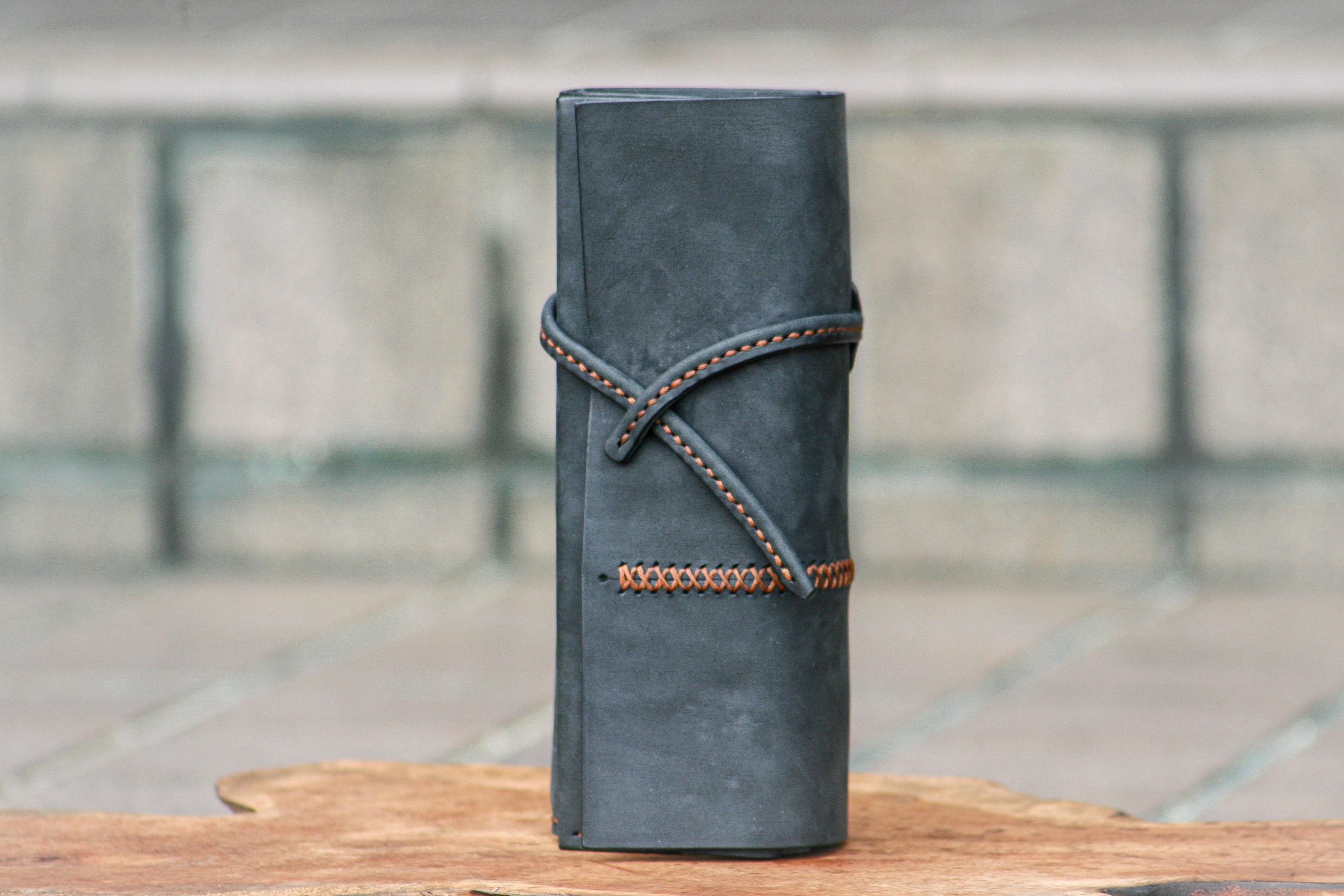 Plier Roll プリエ ロール【ブリーナ ブラック】 | Schicksal