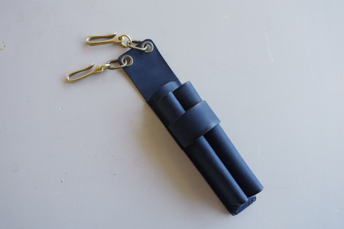 【003】2丁差しのネイビーのシザーケース