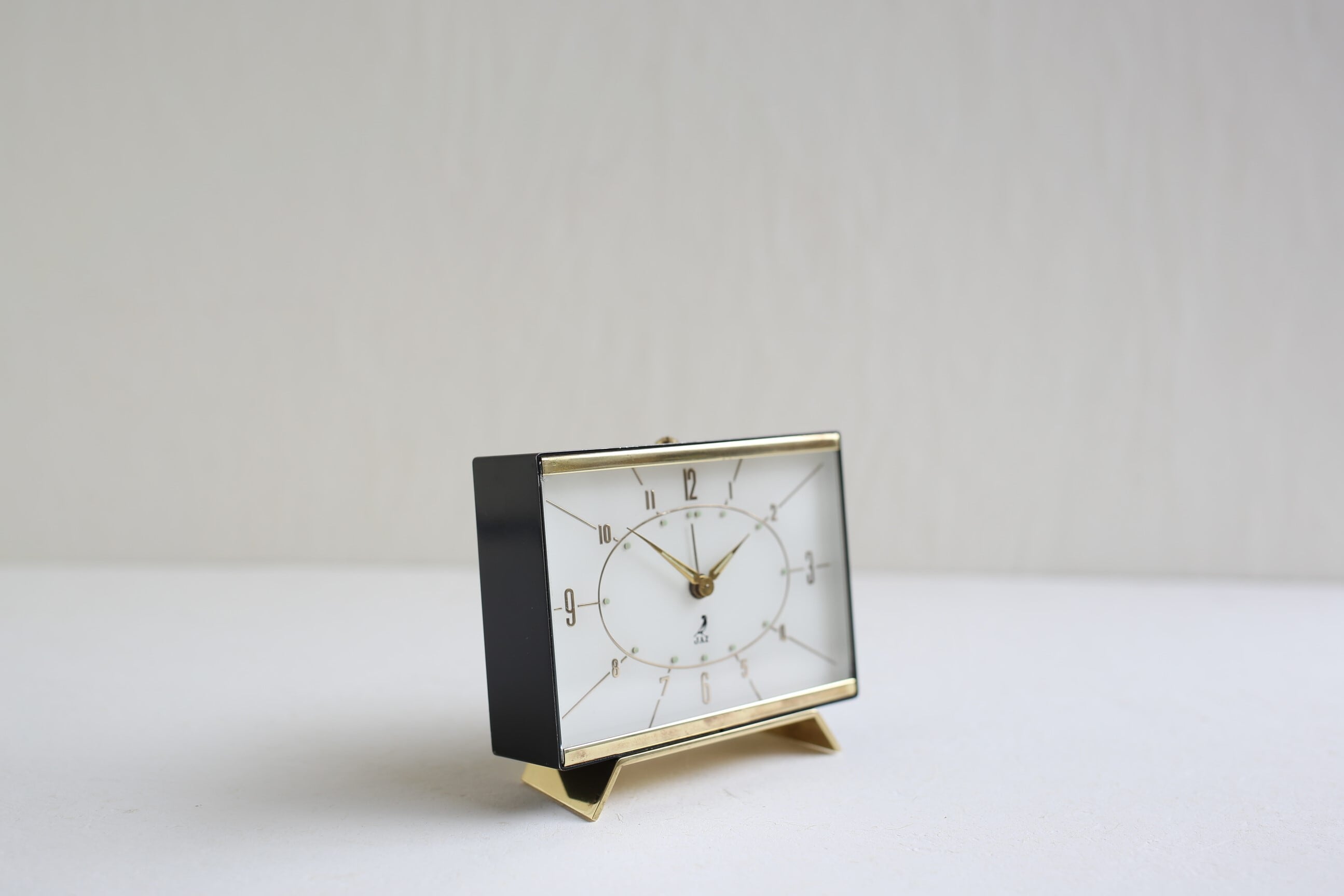 フランス アンティーク ヴィンテージ JAZ 目覚まし時計 『COUTTIC』黒 N-03940