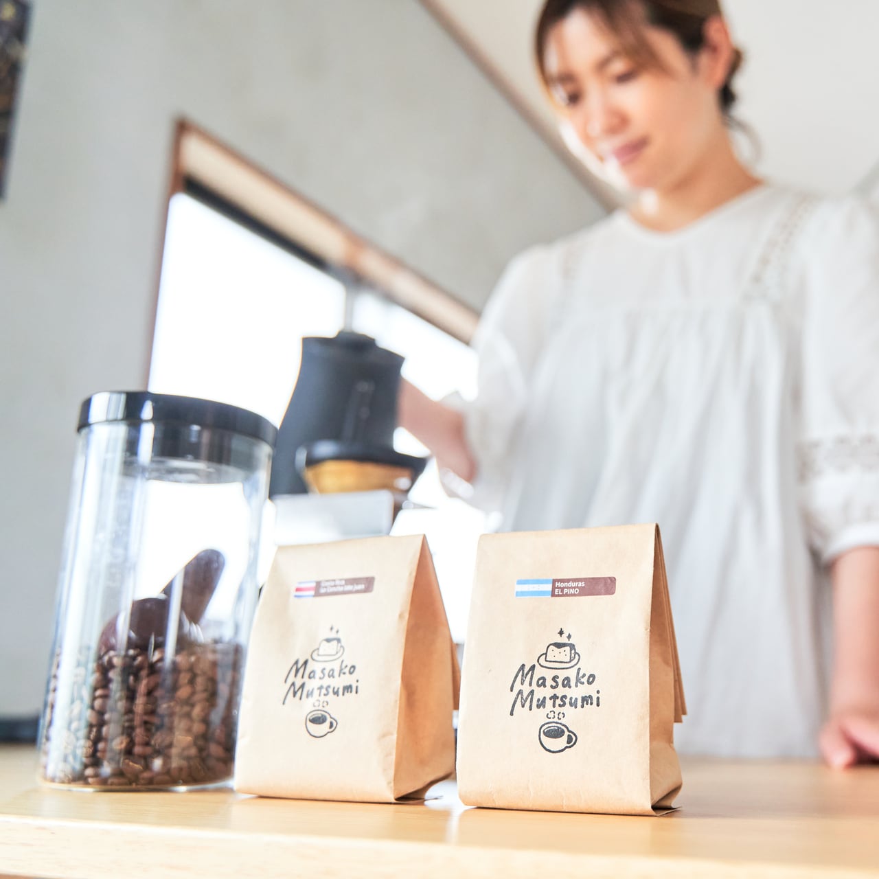 【定期便】Mutsumiセレクトのコーヒー豆【100g×2種類／豆】