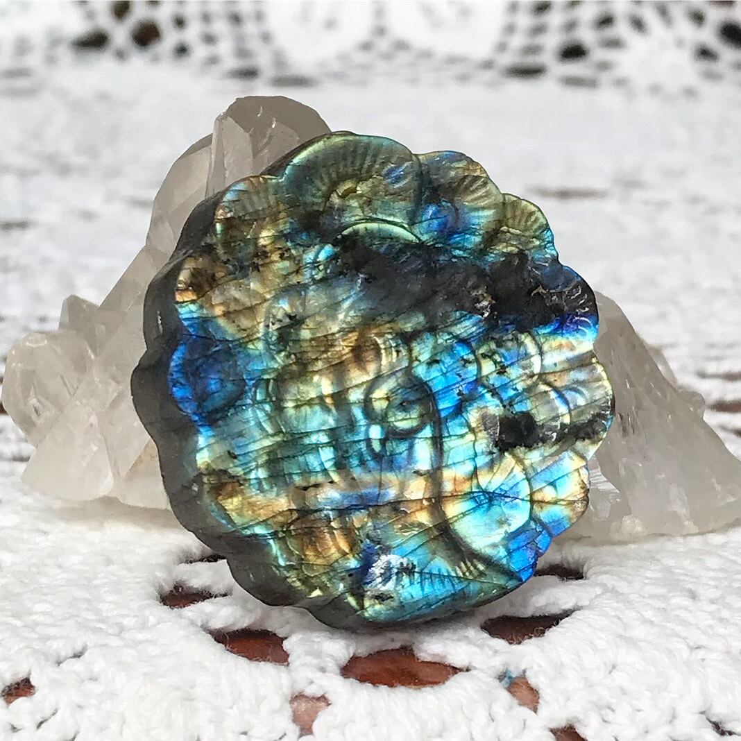 ✳️超極大‼️✨激レアレインボーシラーが超綺麗✨ラブラドライト 原石 天然石 置物 ③強シラー ラブラドライト 原石 レインボーシラー ブルーシラー 置物