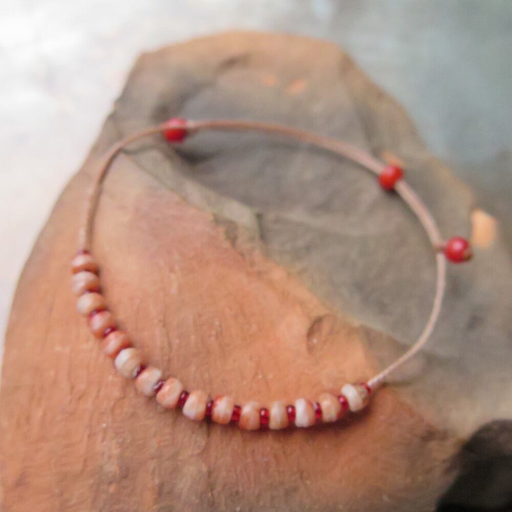 西アジア出土 アンティークカーネリアン 300〜500年前 朱砂 01 【公式