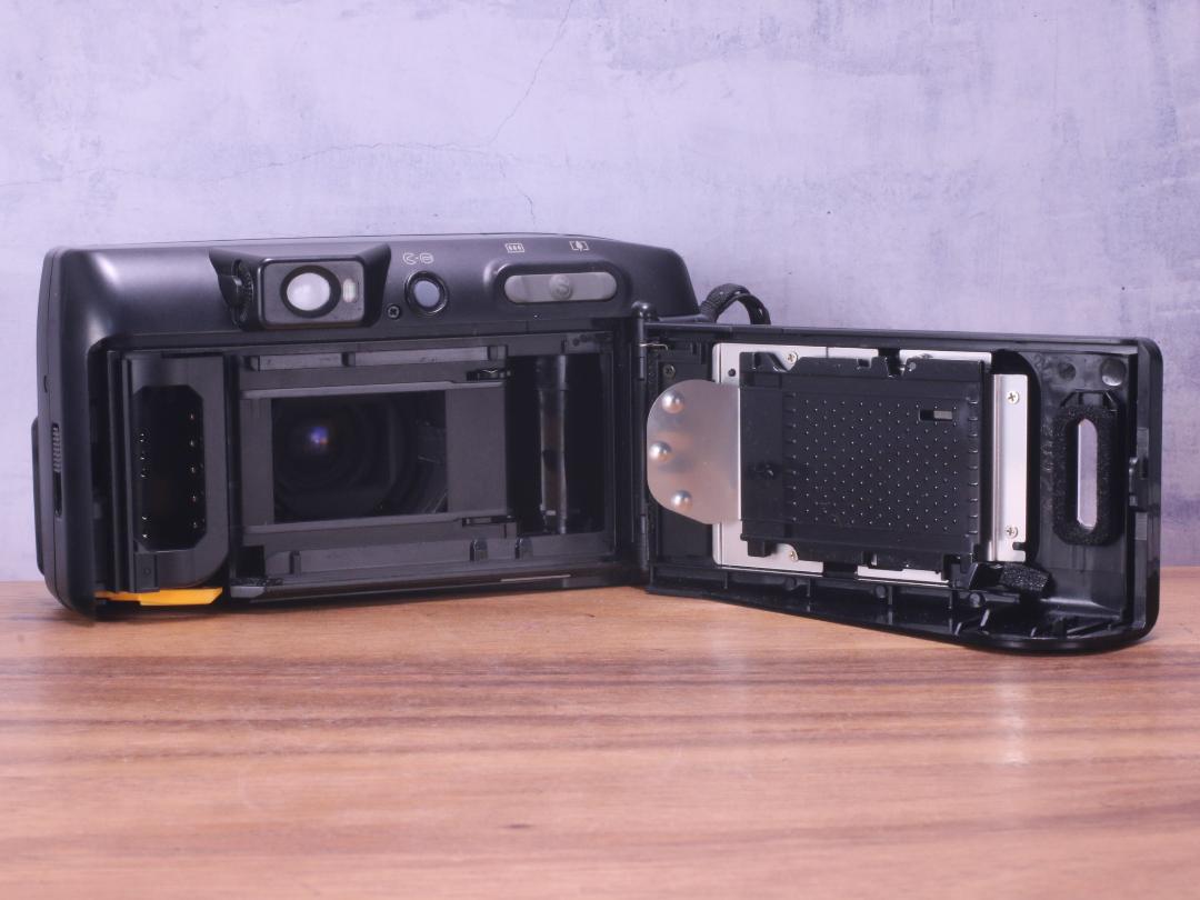 FUJIFILM CARDIA MULTI 800 | Totte Me Camera