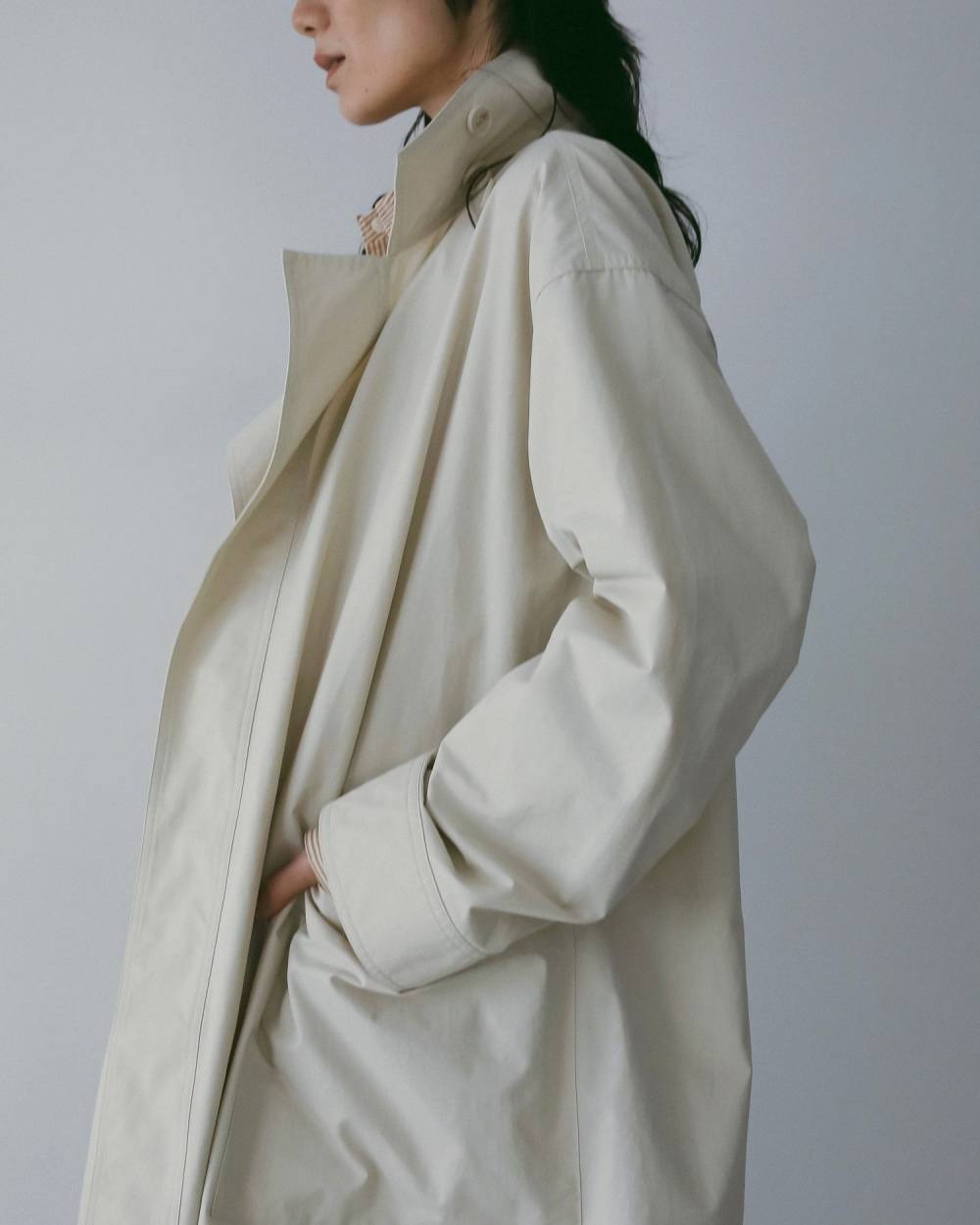 anukeのStandcollar Long Coat アイボリー anuke】Standcollar Long Coat | LASHIC