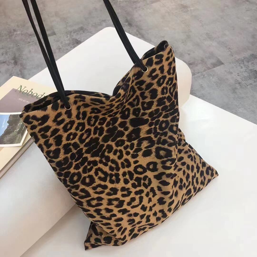 アニマル柄トートバッグ　AS105-815