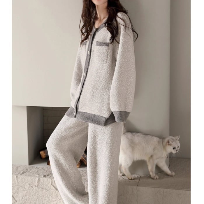 【Lサイズのみ現品限りSALE】half-edge velvet bicolor pajamas p1555