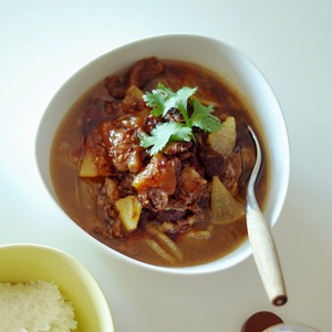 【日本製】変形鉢　Lサイズ　トロワシリーズ　波佐見焼