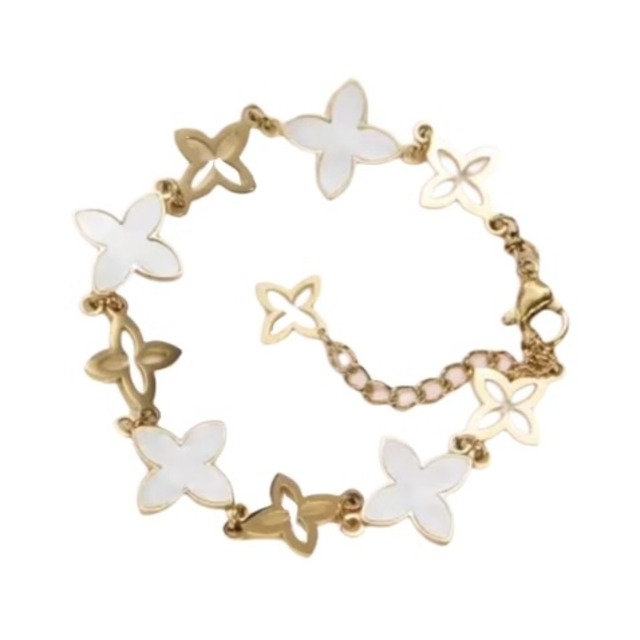 shell flower bracelet