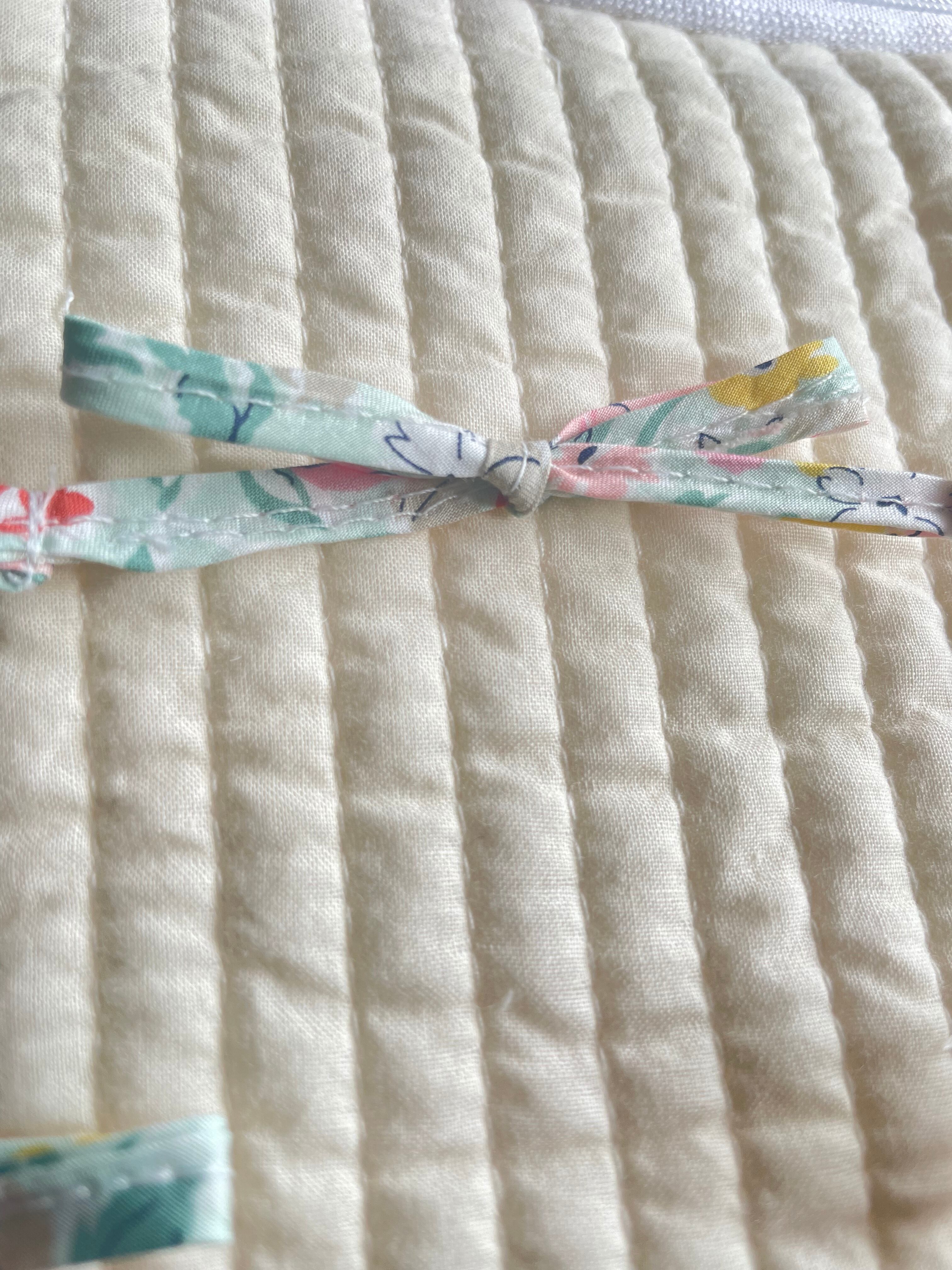 リバティ【3つ】のリボンポーチ 化粧ポーチ なんでも入る