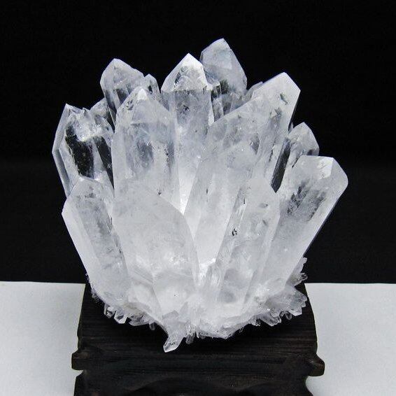 水晶 クラスター 水晶 原石 台座付属 一点物 おまかせ便 182-8628