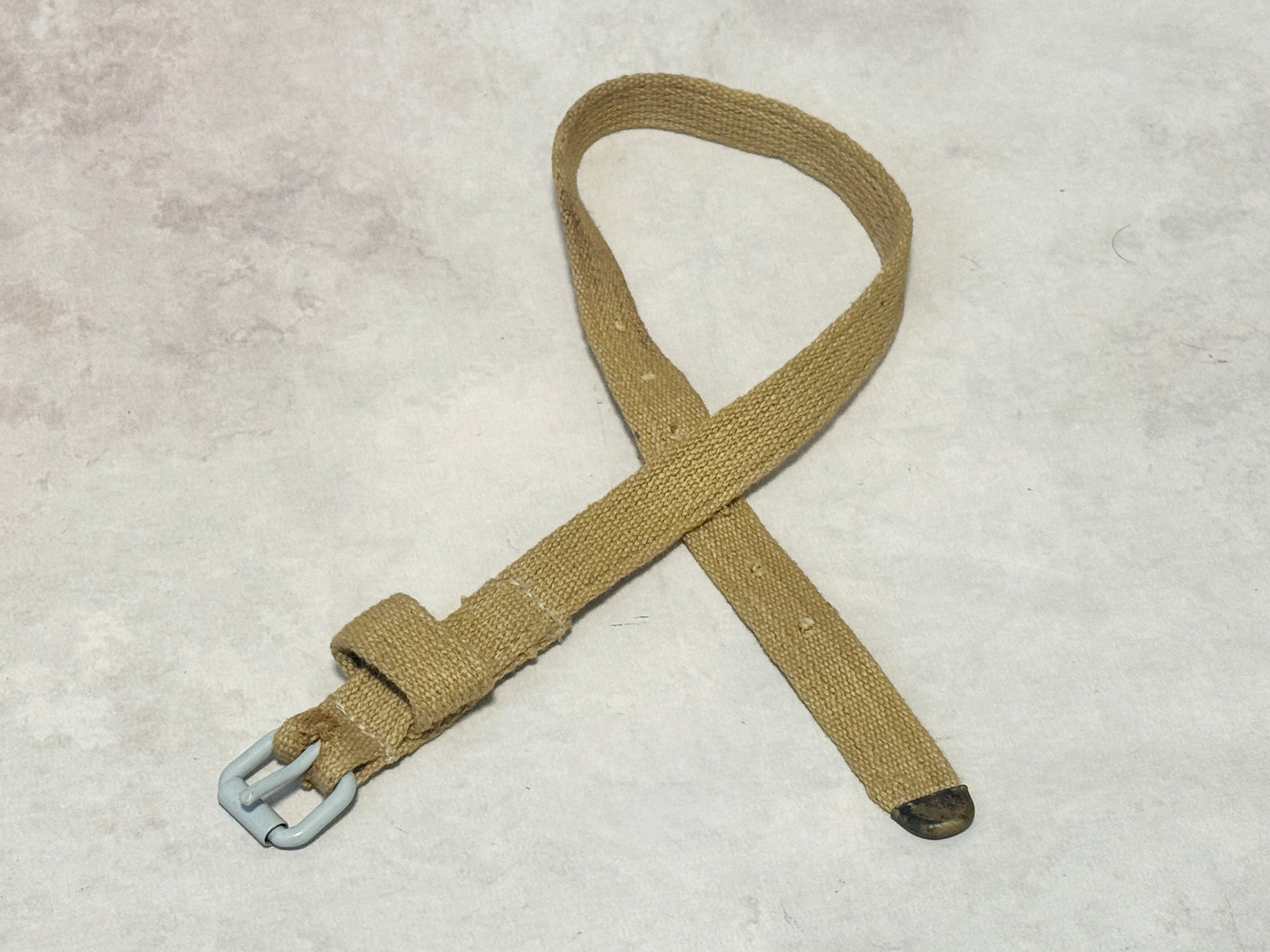 WWIIドイツ軍 ウェビングストラップ55cm（熱帯・末期型・イレギュラー