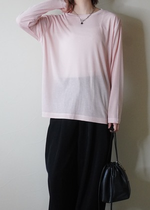 どうしてもシワにならないシアープルオーバー
