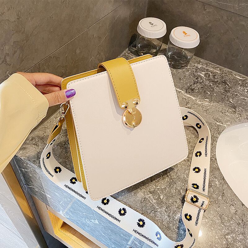 レディーススモールバッグ2020 Wave Ins Eign Wild Crossbody Bag Summer Net Red Broadband Shoulder Small Square Bag Tiancai_Wing_Bag9144710