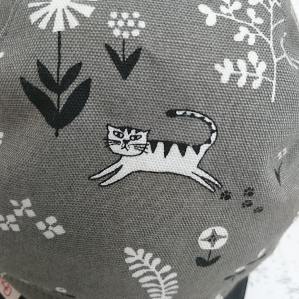★サイクルキャップ★【No.87】トラ猫☆グレー サイクルキャップ ボタニカルキャット | Cyclone | ハンドメイドのゆる