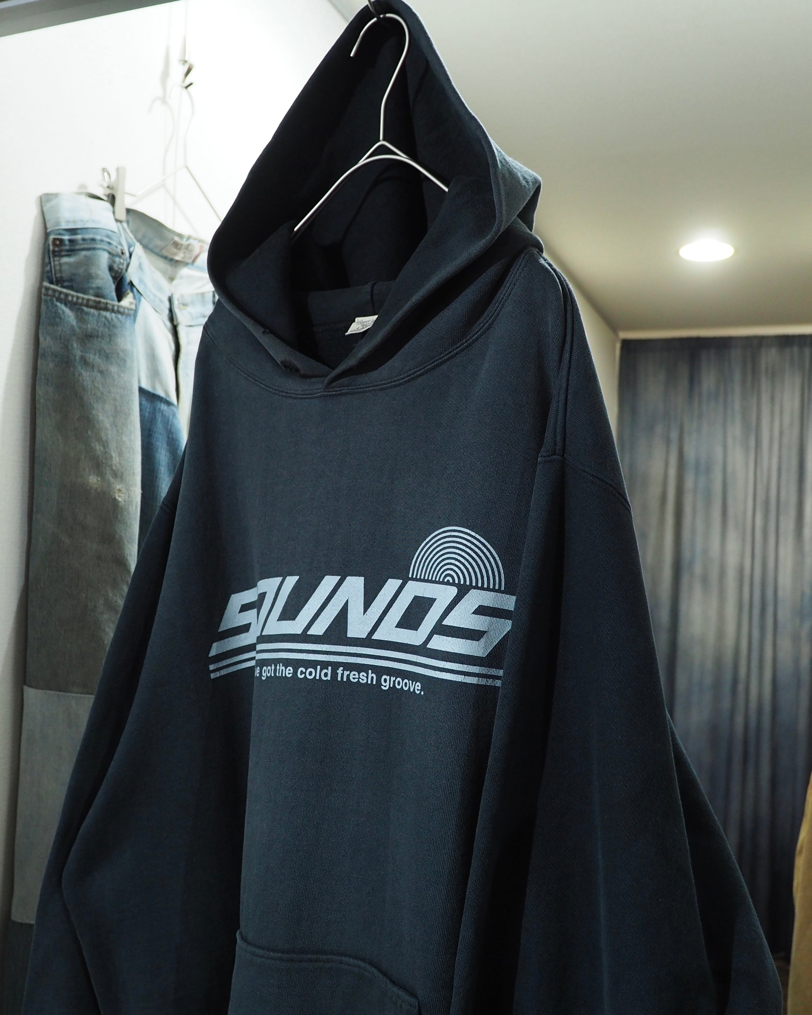 1990s " Good Groove " Beautiful Fade × Graphic Printed Vintage Loose Pullover Hoodie