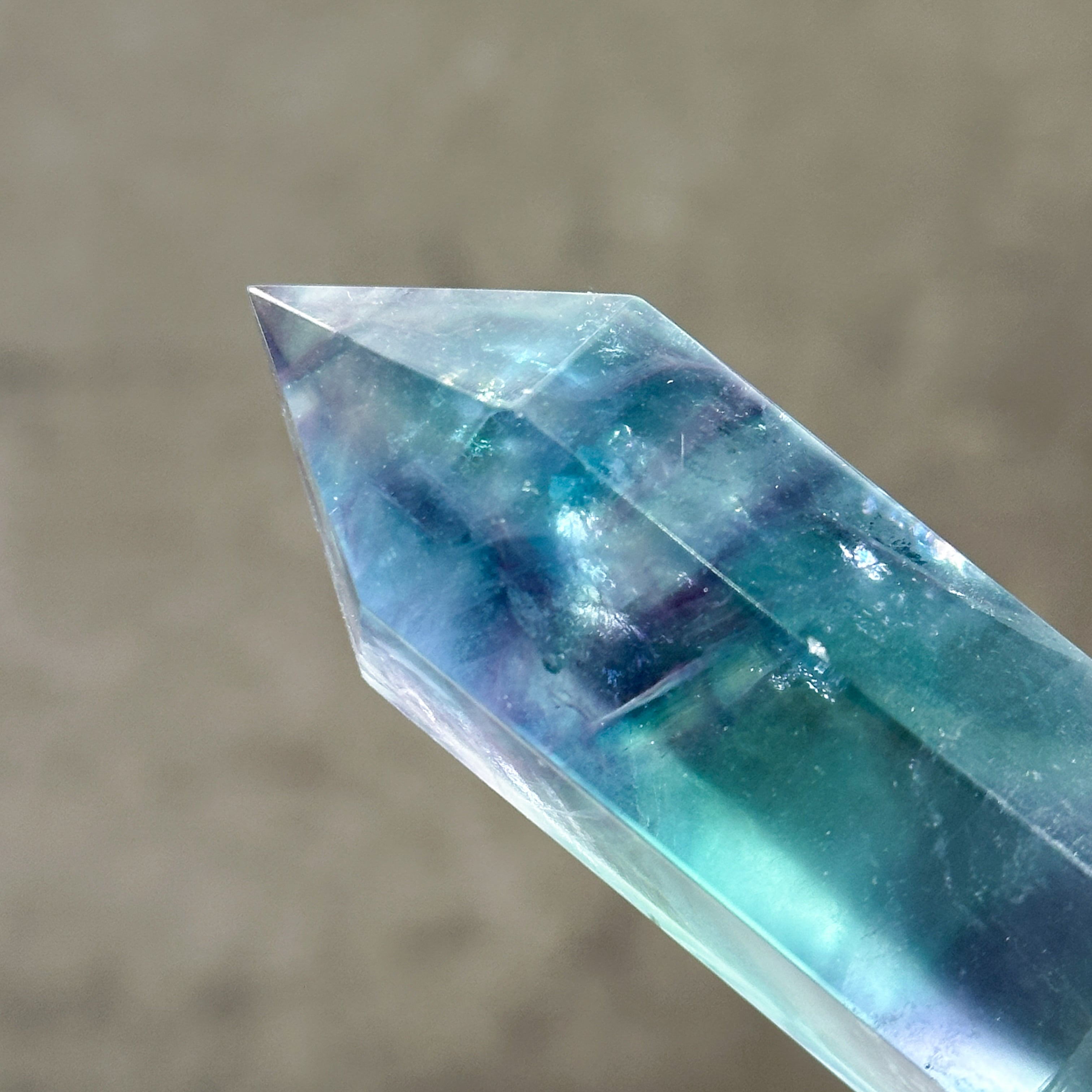 レインボーフローライト タワー型51◇ Rainbow Fluorite ◇天然石