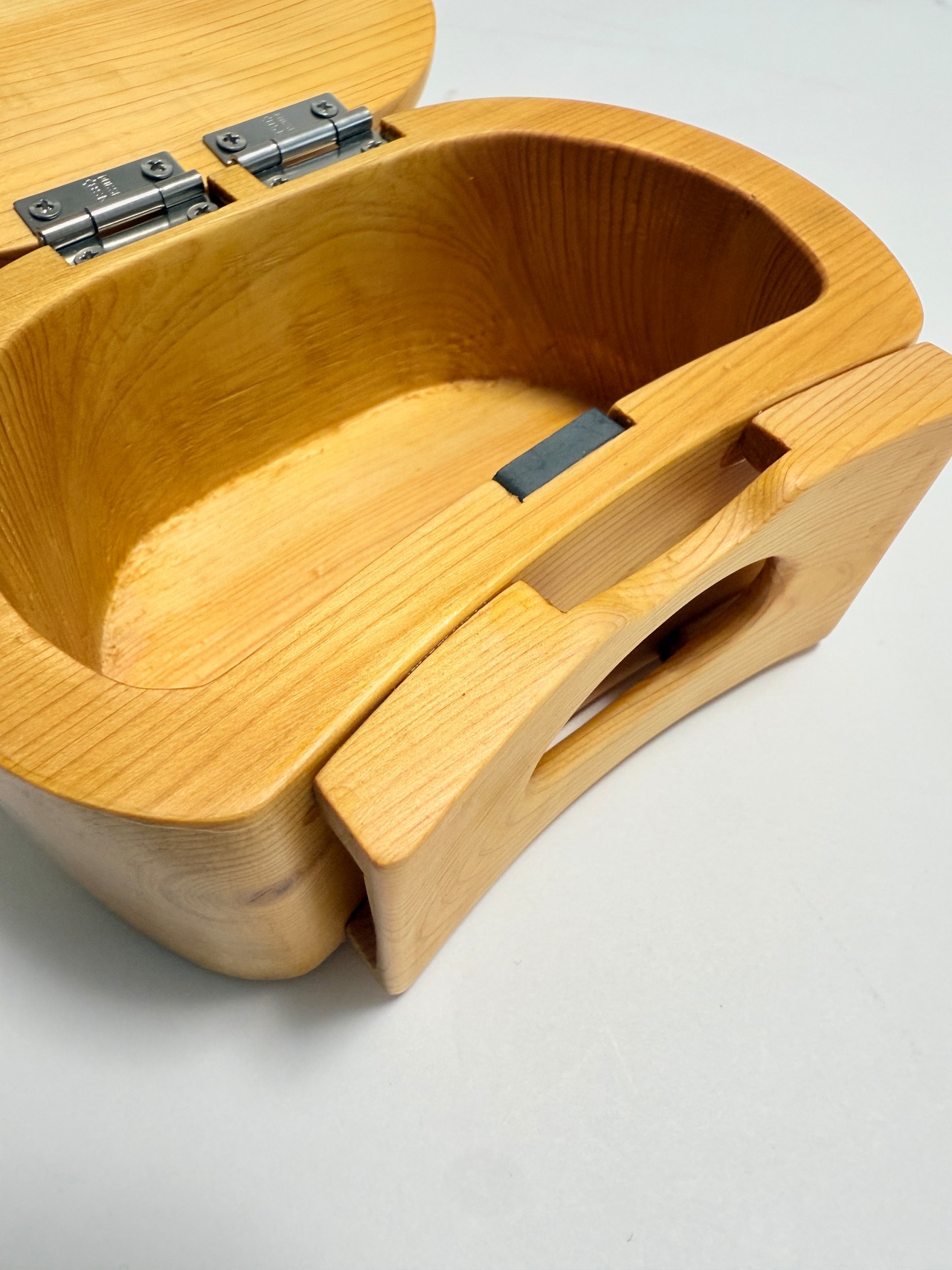 ヒノキ　くりぬきミニタイプ　UROKODO餌箱　落とし込み、ヘチ釣り、前打ち用餌箱