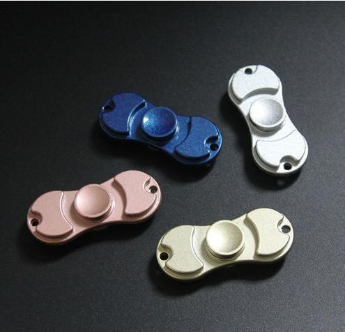 Mackie Warship spinner ハンドスピナー　フィジェット Should You Buy The Mackie Warship Spinner? | Daily Dose Of