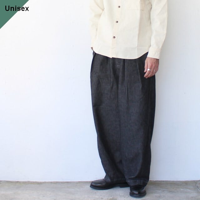 HARVESTY ブラックデニム サーカスパンツ ナローシルエット HARVESTY Black Denim Circus Pants -Narrow ブラックデニムサーカス
