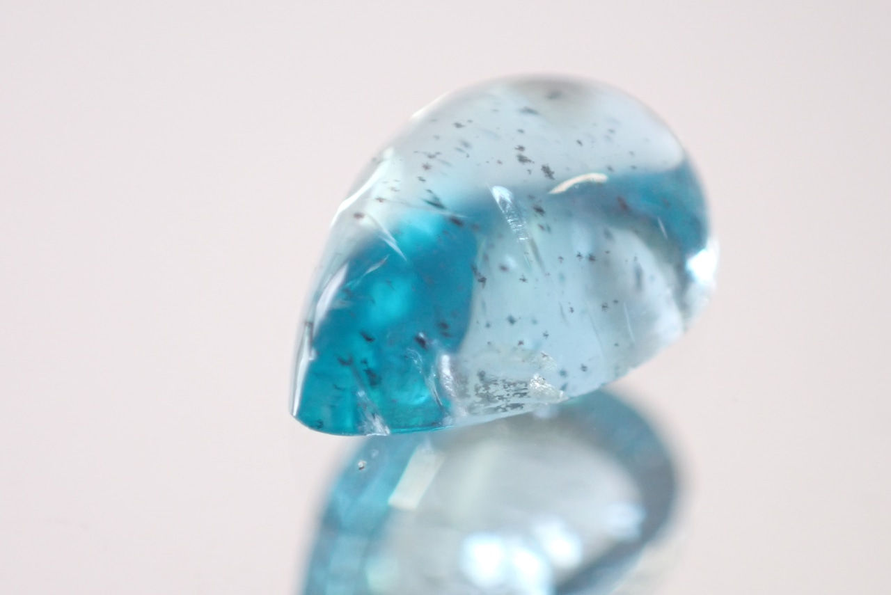 【原石セット】アパタイト　0.56ct/3.38ct　[D6-131]