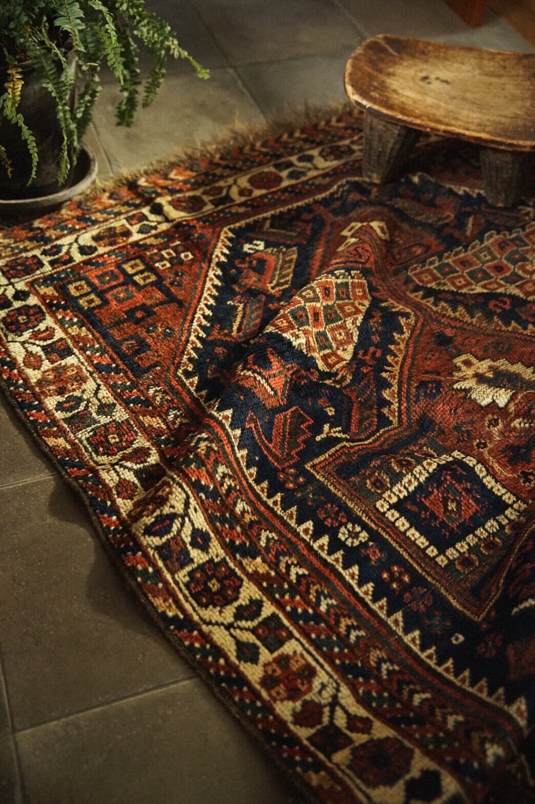 394-Antique Khamseh rug