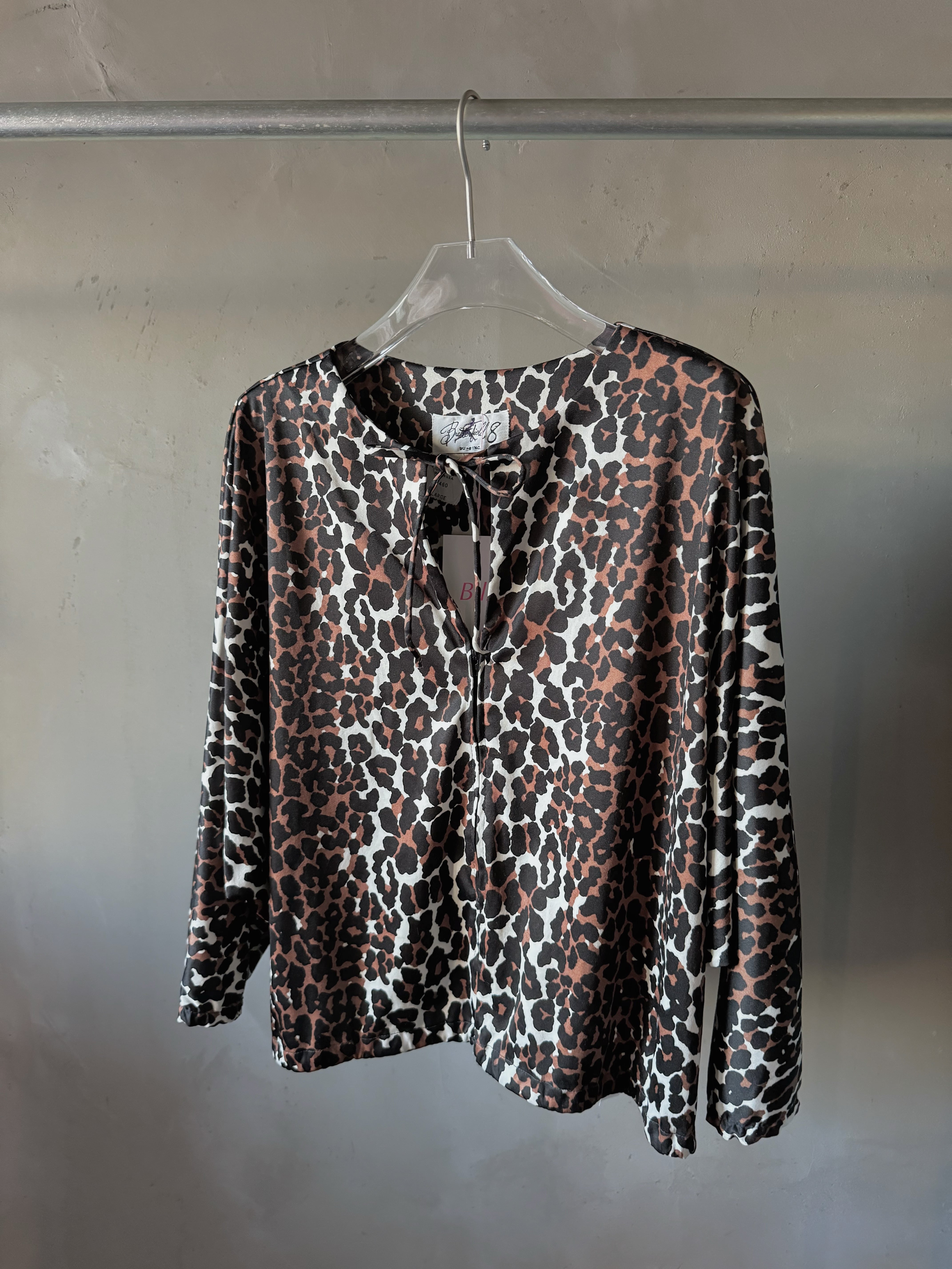 made in USA leopard ribbon blouse(Bill vintage)