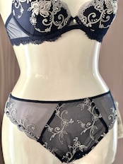 ゴッデスイングラム ショーツ リズシャルメル