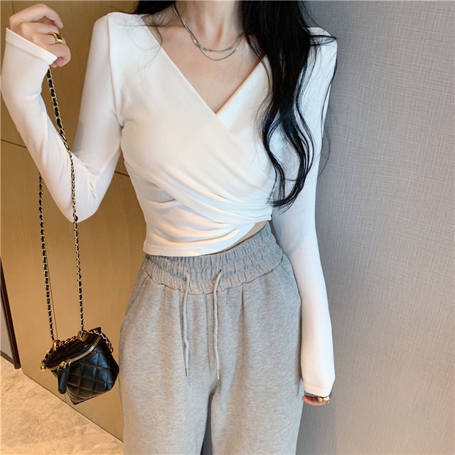 Tシャツ シャツ オータムウィンタークロスVネックベルベットスリムクロップドトップス 秋物 冬物 1号婦人7328865159