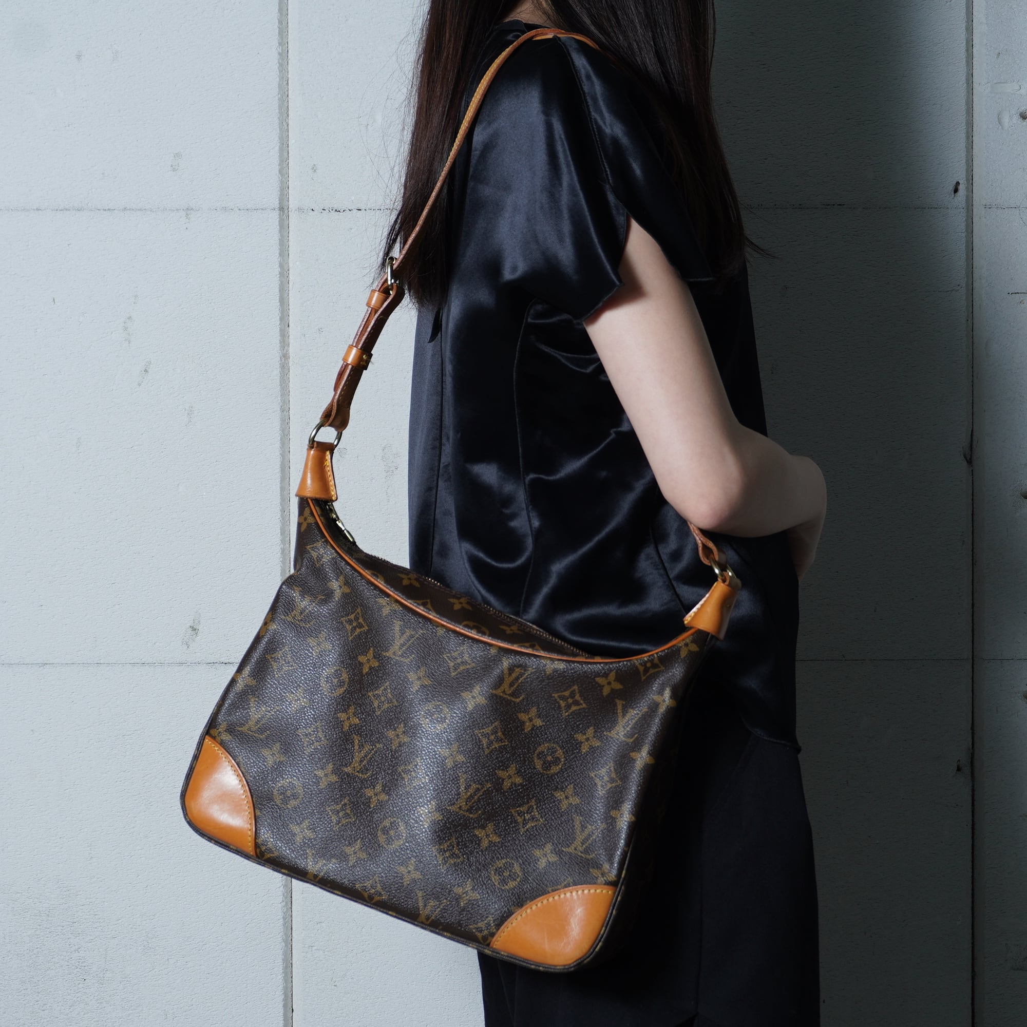 LOUIS VUITTON ルイ ヴィトン ブローニュ ワンショルダー ルイ ヴィトン ブローニュ モノグラム ショルダーバッグ LOUIS VUITTON