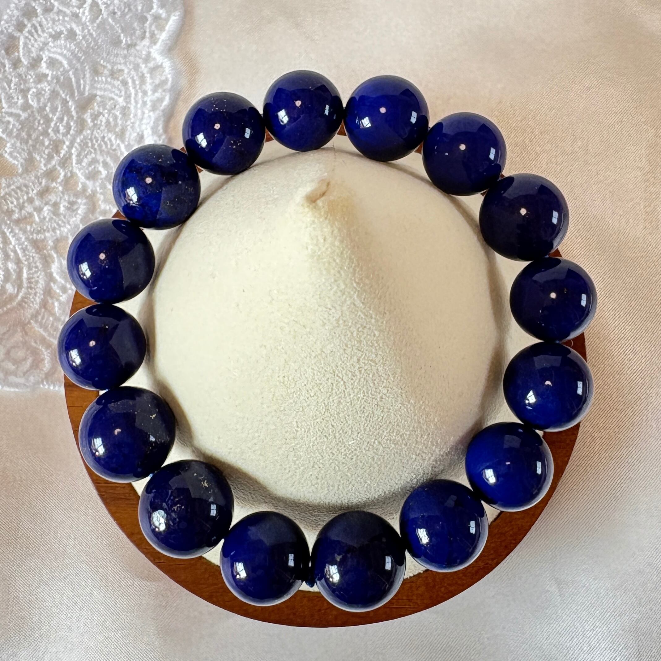 特別品質 鑑別書付きラピスラズリ アフガニスタン・バダフシャーン州 サリ・サンガ鉱山産(Sar-e Sang Mine) 12㎜珠 内周16㎝(一点もの)