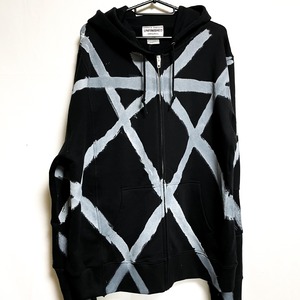 UNFINISHEDアシンメトリーペイントロングスリーブパーカー