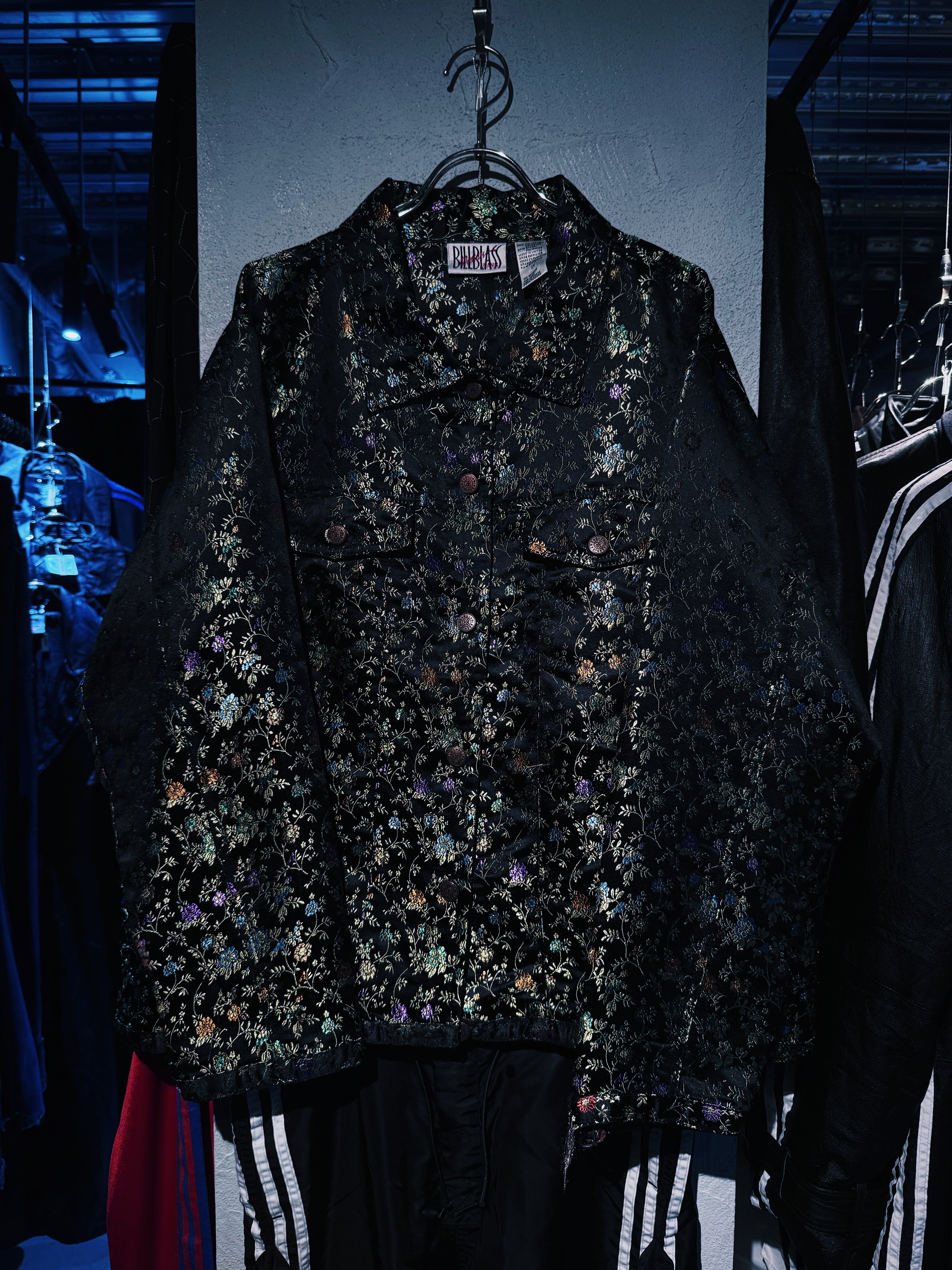 【D4C】Vintage beautiful flower embroidery pattern regular color jacket