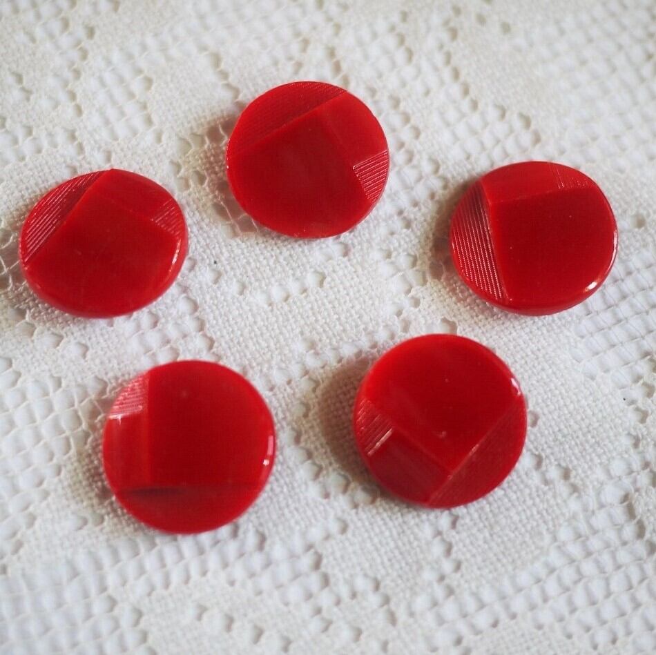 アールデコ 赤いガラスボタン5P Φ2.3 ヴィンテージ ドイツ