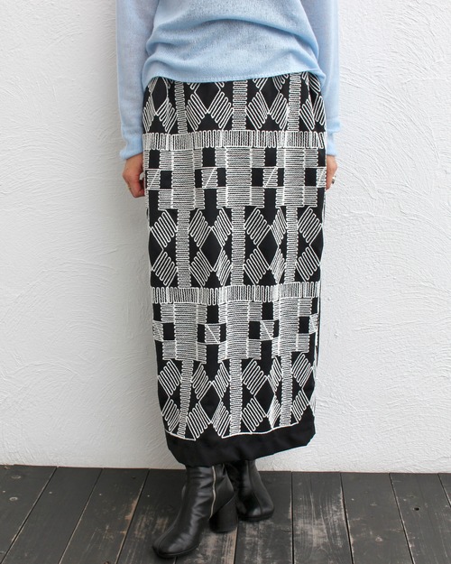 PANORMO/emboidery skirt