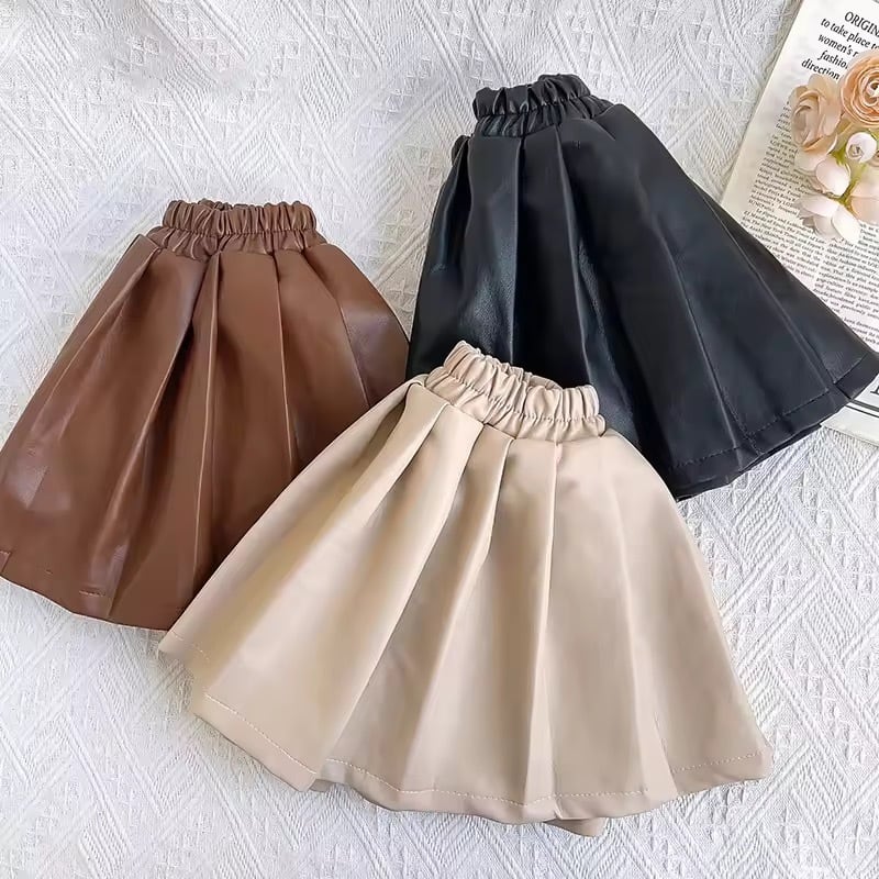 レザー風プリーツミニスカート