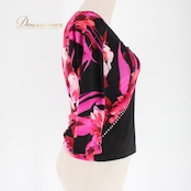 社交ダンス 衣装 スタンダード トップス レッスンウェア Leirena 黒 白 赤 紫 ブラック系 ホワイト系 レッド系 ピンク系 パープル系 練習着 レディース 光を纏うラインストーン Vネック プルオーバー 七分袖 柄入り 花柄風 総柄 伸縮性あり 練習用 フィット感 ダンスレッスン 社交ダンスレッスン スタンダードダンス 女性用 黒系トップス ピンク系トップス パープル系トップス 花柄 衣装用 インナーなし コーディネート 競技用 トップスのみ