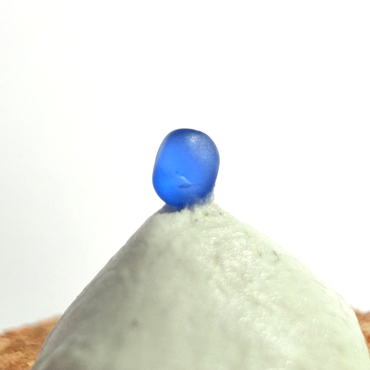 【1584】コバルトスピネル ベトナム産 0.03ct