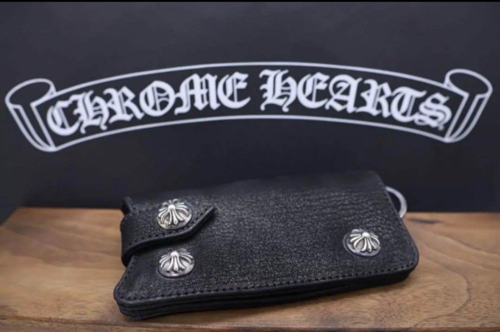 CHROME HEARTS クロムハーツ クロスボタン レザー キーケース