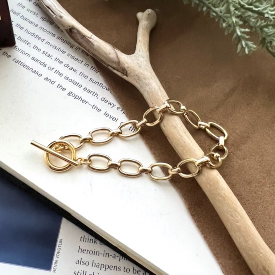 Sculpture Chain Bracelet【GOLD】 | Akto