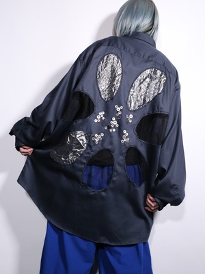 REMAKE / silver × mesh flower switching and many button design shirt