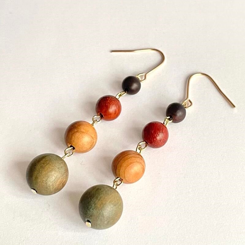 ウッドビーズピアス・イヤリング M0331