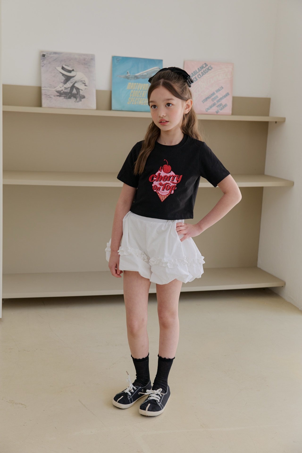 [DOREDORE] Cherry Crop Top (17/19) / [도레도레] 체리크롭티 (17/19)
