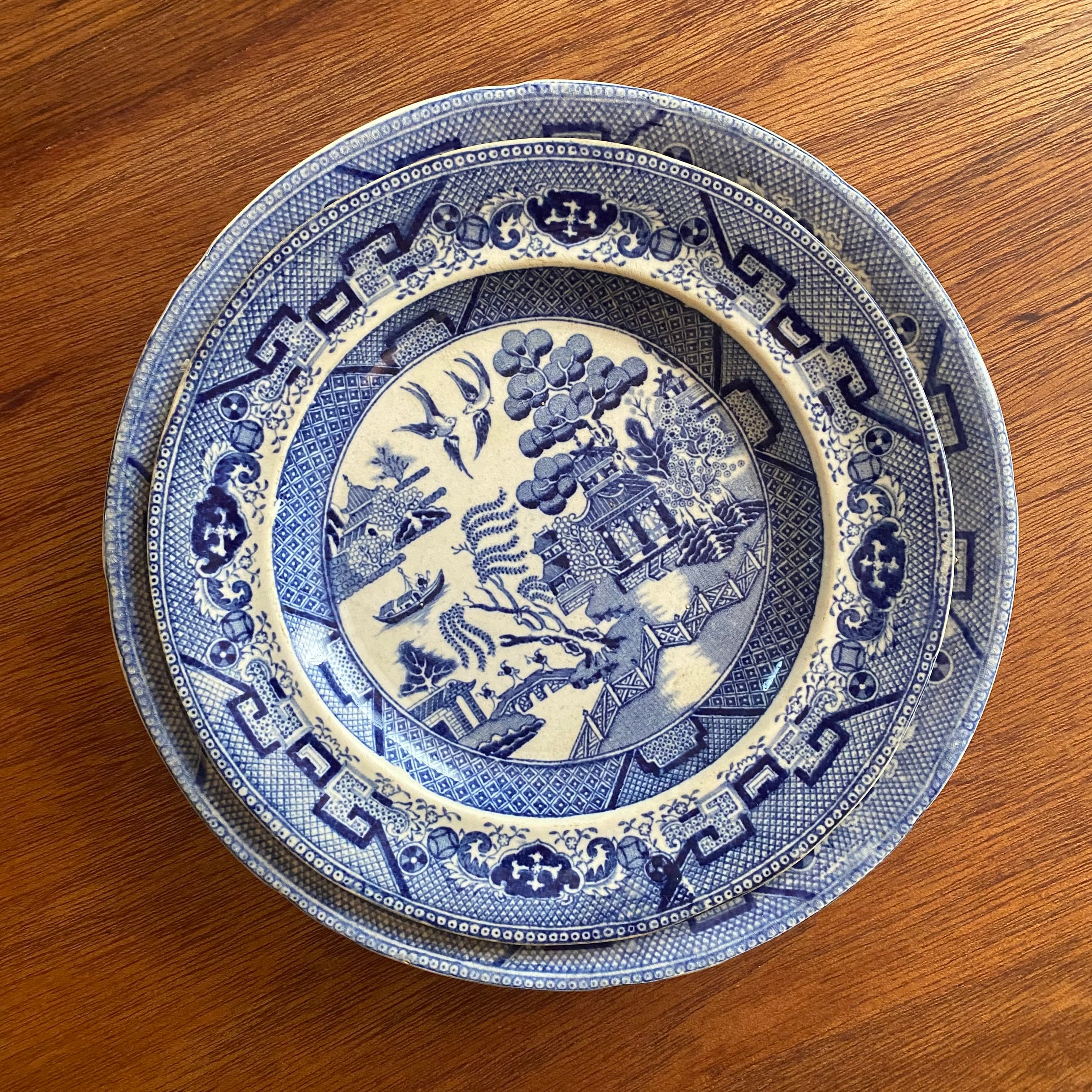 ブルーウィローの子分皿 | Say it with Lucy's