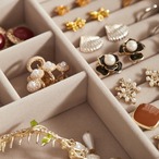 天然木材 多機能ジュエリーボックス ミラー付き 3段 大容量 アクセサリーケース 木製 真鍮金具 宝石箱 収納ボックス 高級