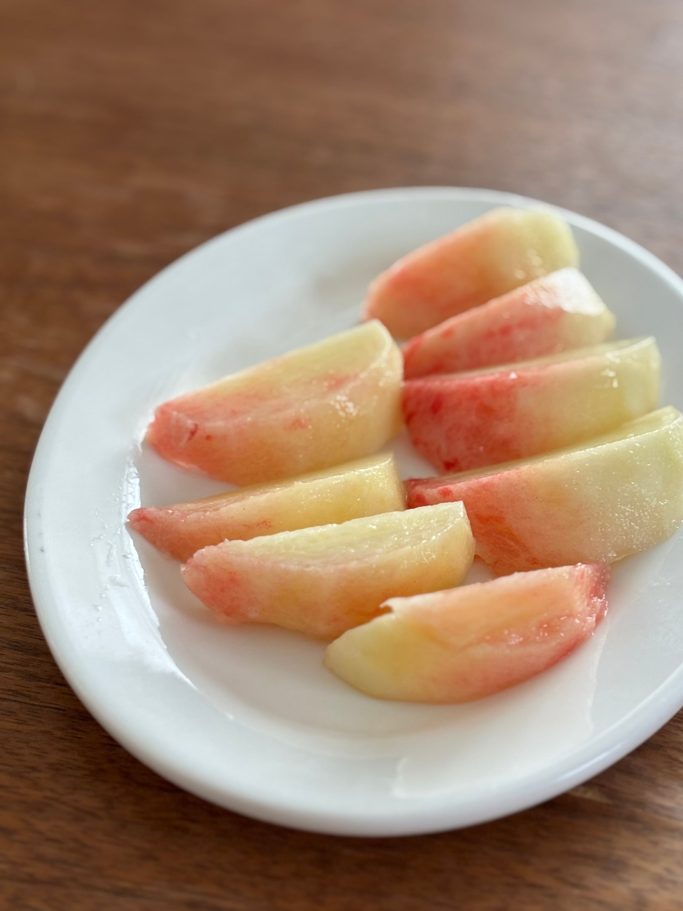 桃｜暁星［7/16-18頃到着］1kg（約4個） | UKA Greengrocer